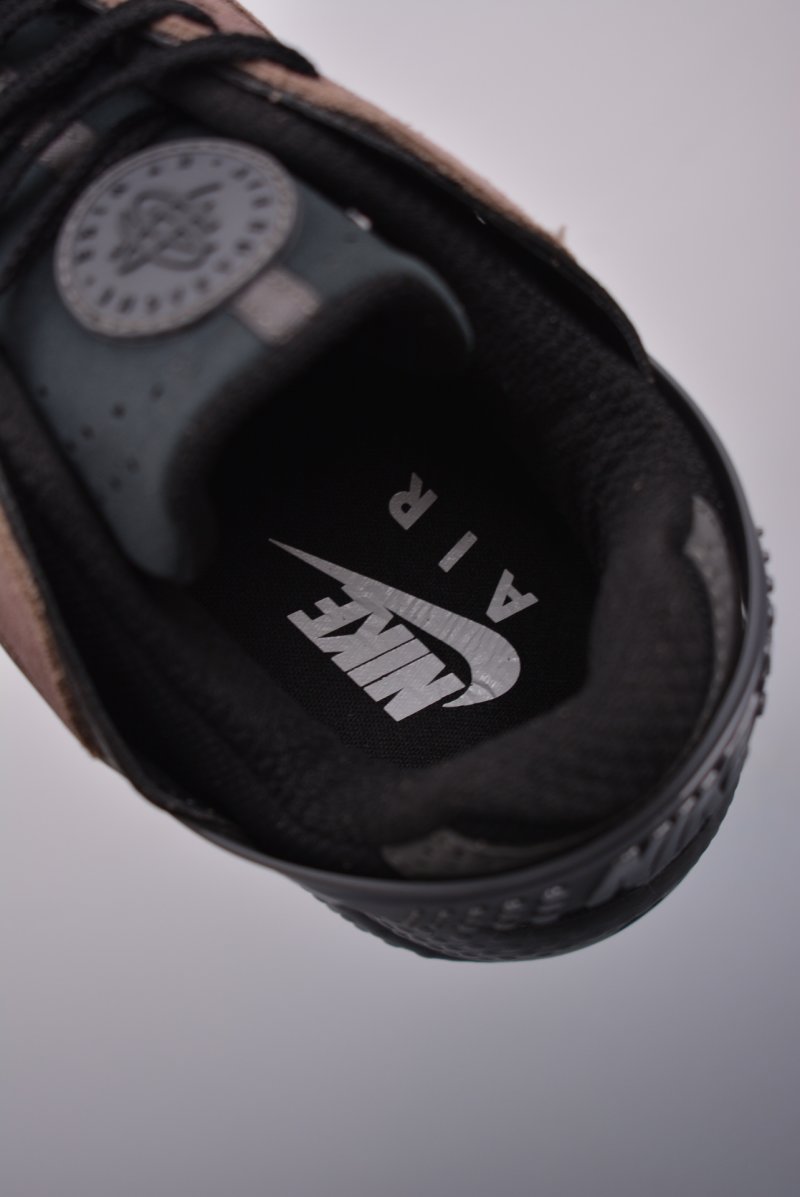 Nike Air Huarache Runner view