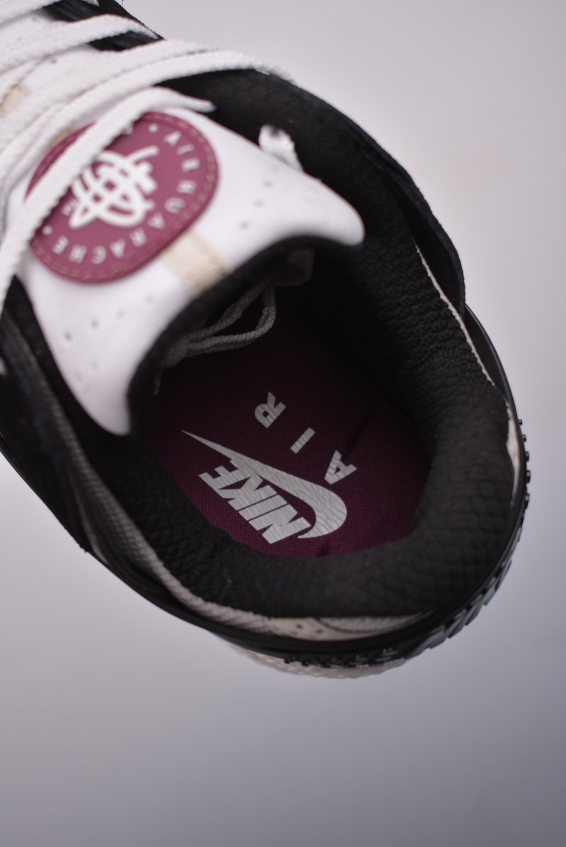 Nike Air Huarache Runner view