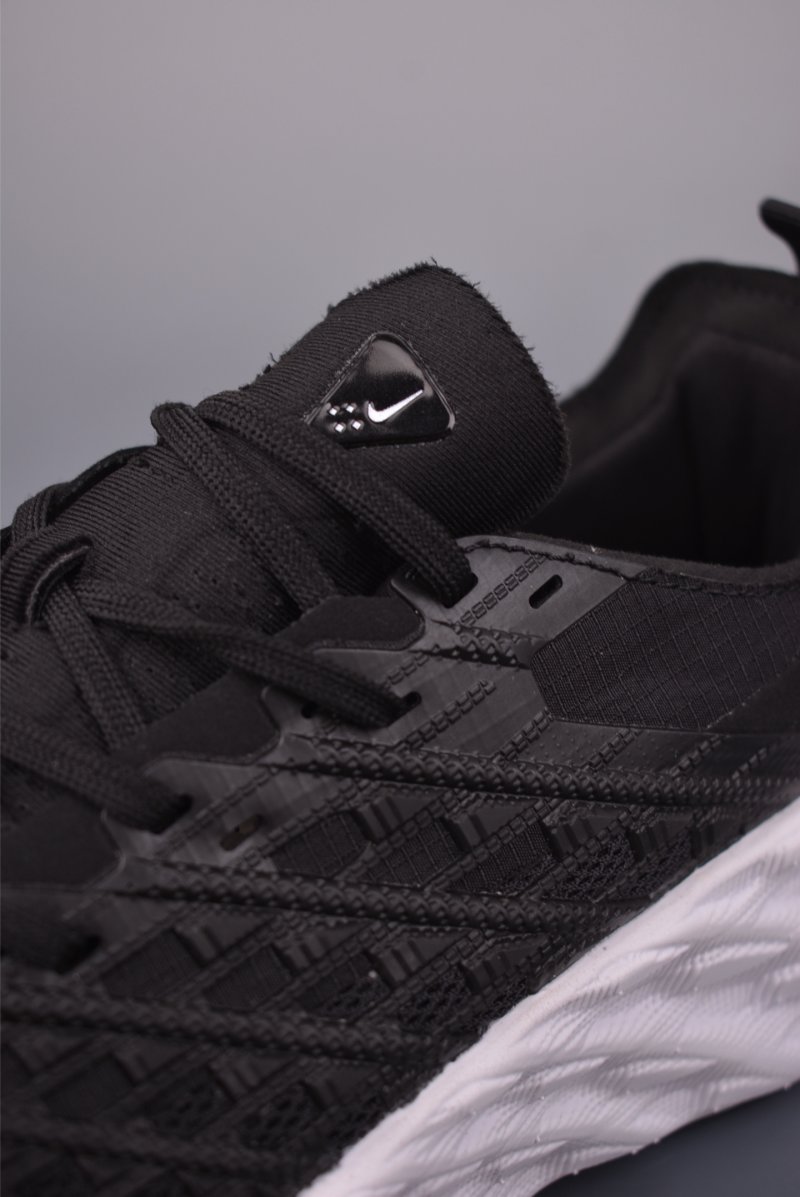 Nike Ava Rover HS view