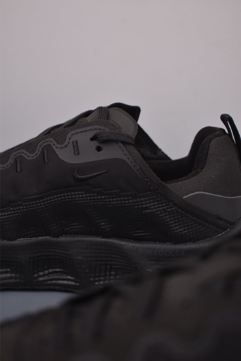 Nike Ava Rover HS view