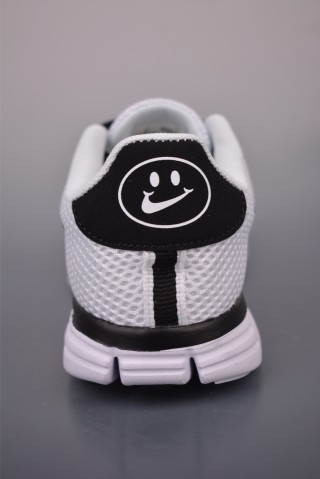 Nike Free 3.0 V2 view 4