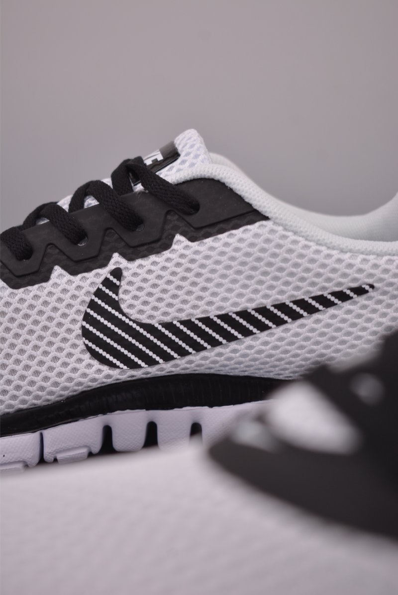 Nike Free 3.0 V2 view