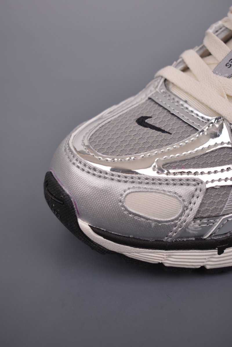 Nike Initiator Running view