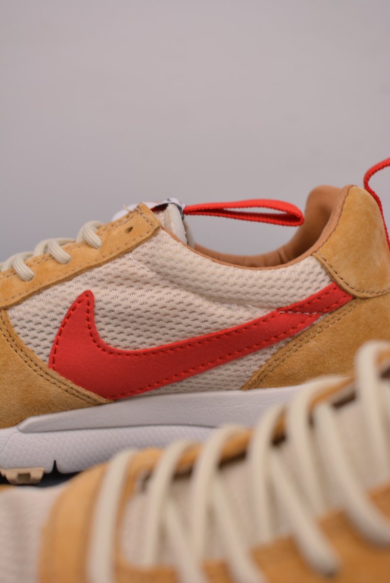 Nike Mars Yard TS view