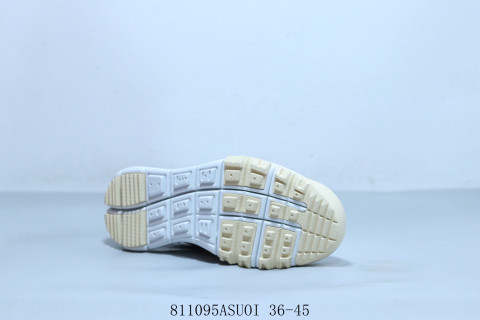 Nike Mars Yard TS NACA 2.0 view 4