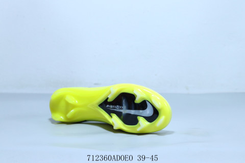 Nike Mercurial Phantom GX Elite AG-Pro view 4