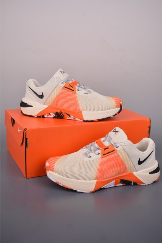 Nike Metcon 10 view 4