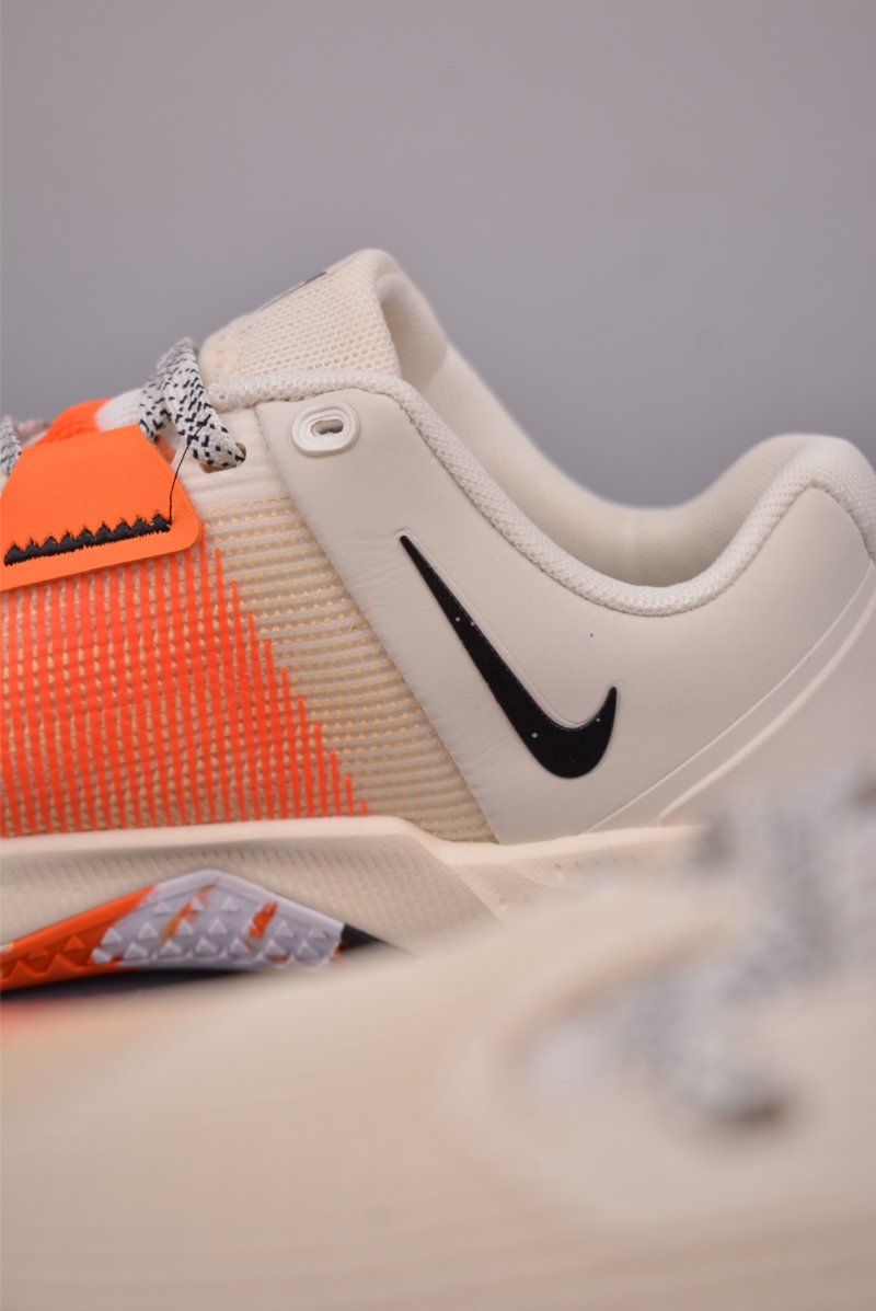 Nike Metcon 10 view