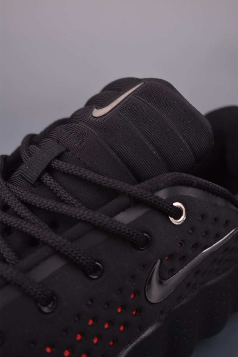 Nike Mind 002 view