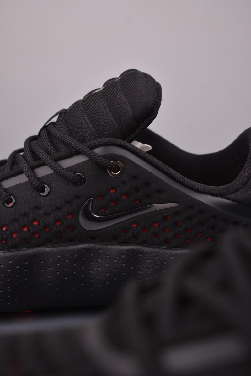 Nike Mind 002 view