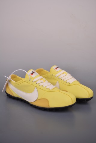 Nike Moon Shoe OG Summit view 1