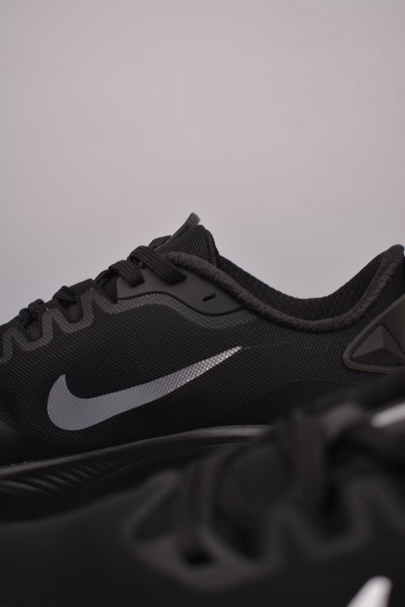 Nike SB Zoom X view
