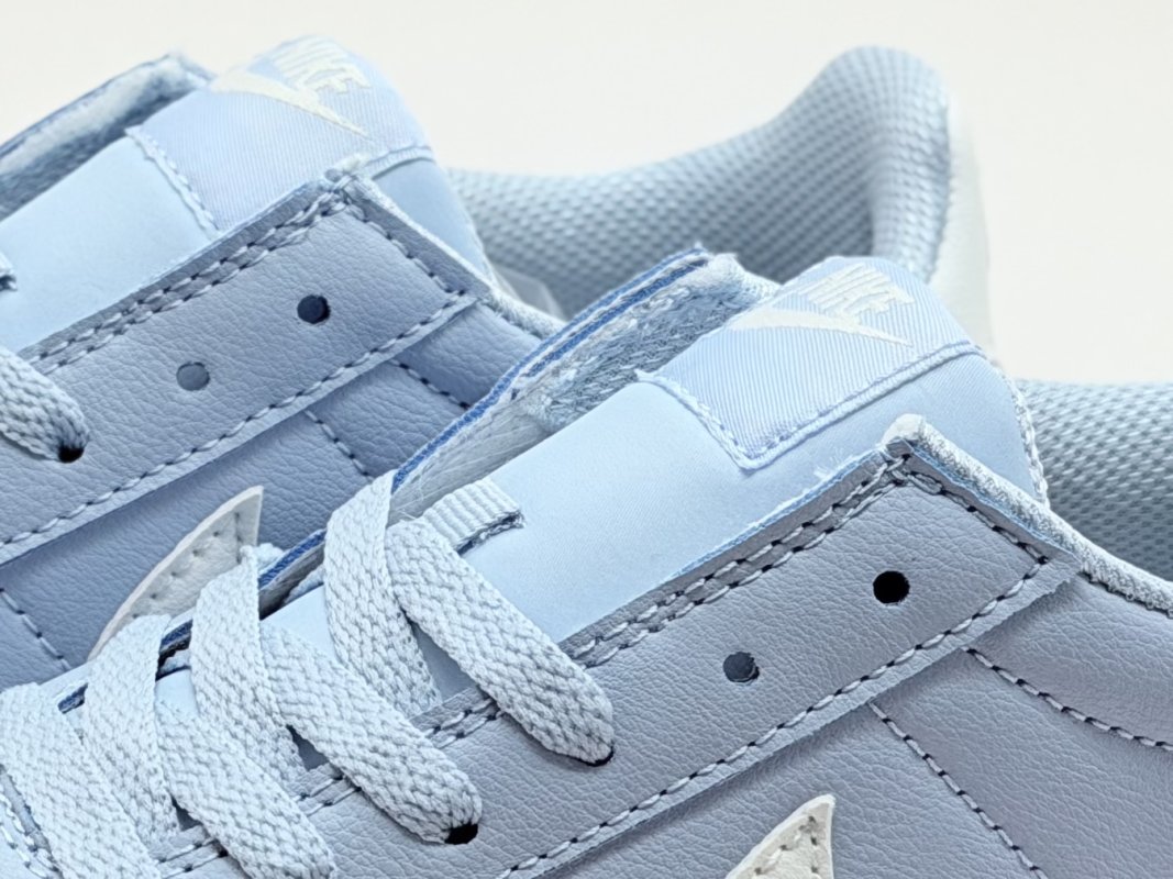Nike Sprint Sister 'White / Blue' view