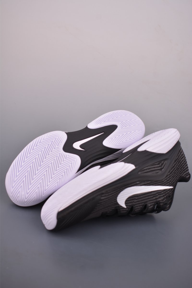 Nike Vapor 12 HC view