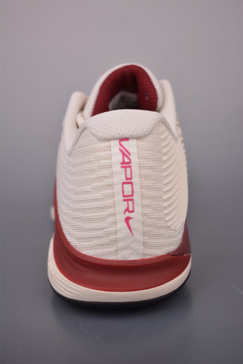 Nike Vapor 12 HC view