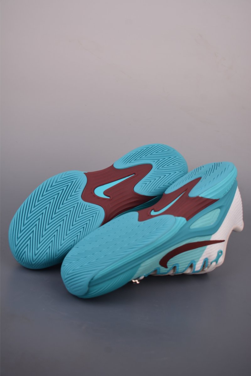 Nike Vapor 12 HC view