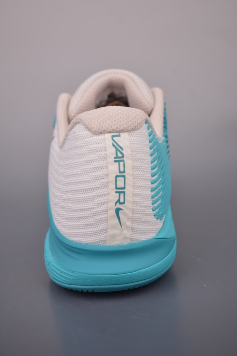 Nike Vapor 12 HC view