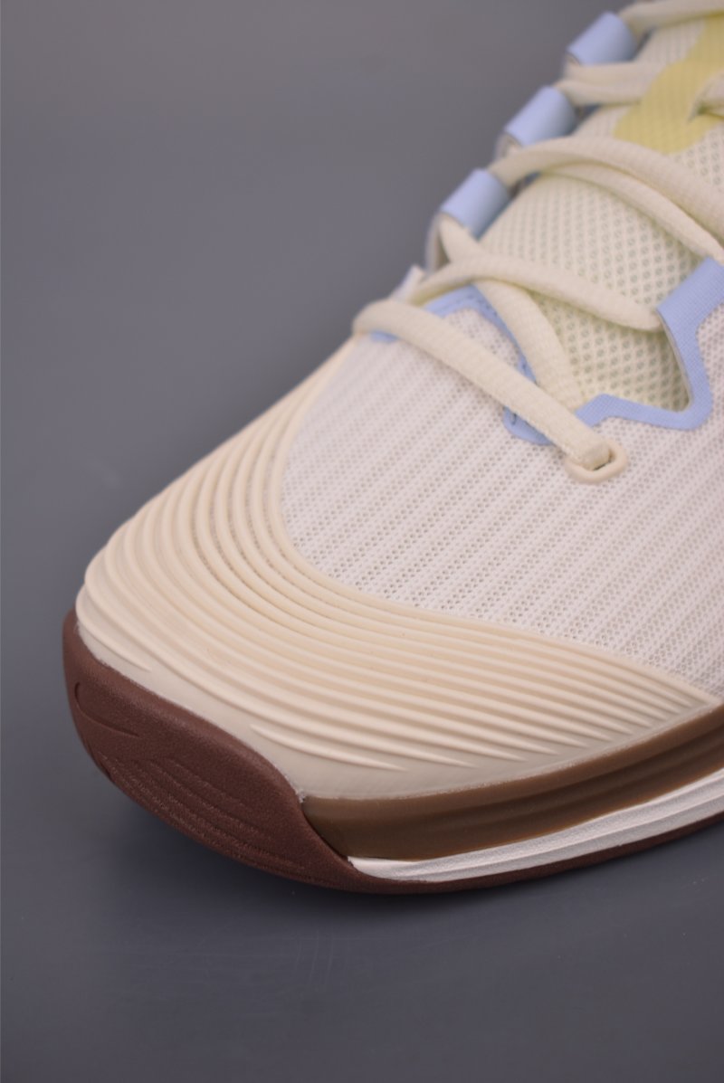 Nike Vapor 12 HC view