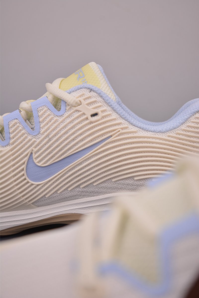 Nike Vapor 12 HC view