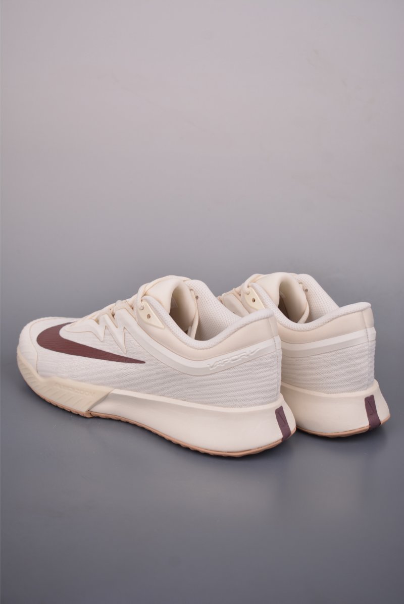 Nike Vapor Pro 3 view