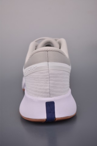 Nike Vapor Pro 3 view 4
