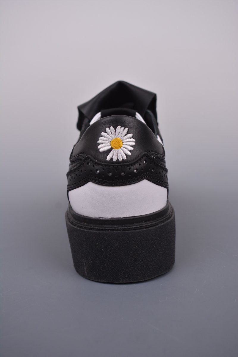 PEACEMINUSONE x NK Kwondo 1 view