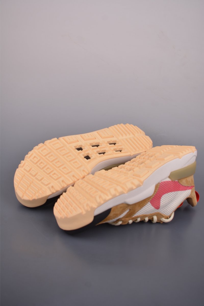 Tom Sachs x Nike Craft Mars Yard 2.0 view