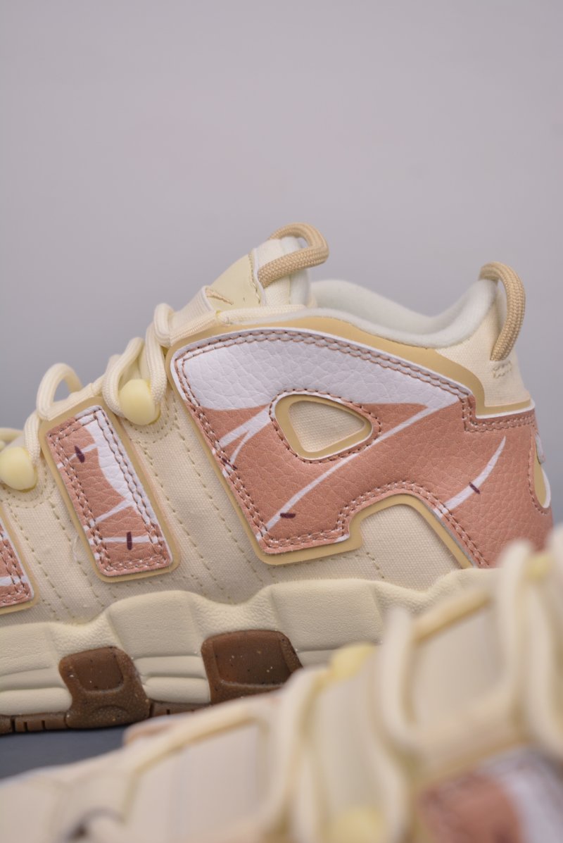 Nike Air More Uptempo view