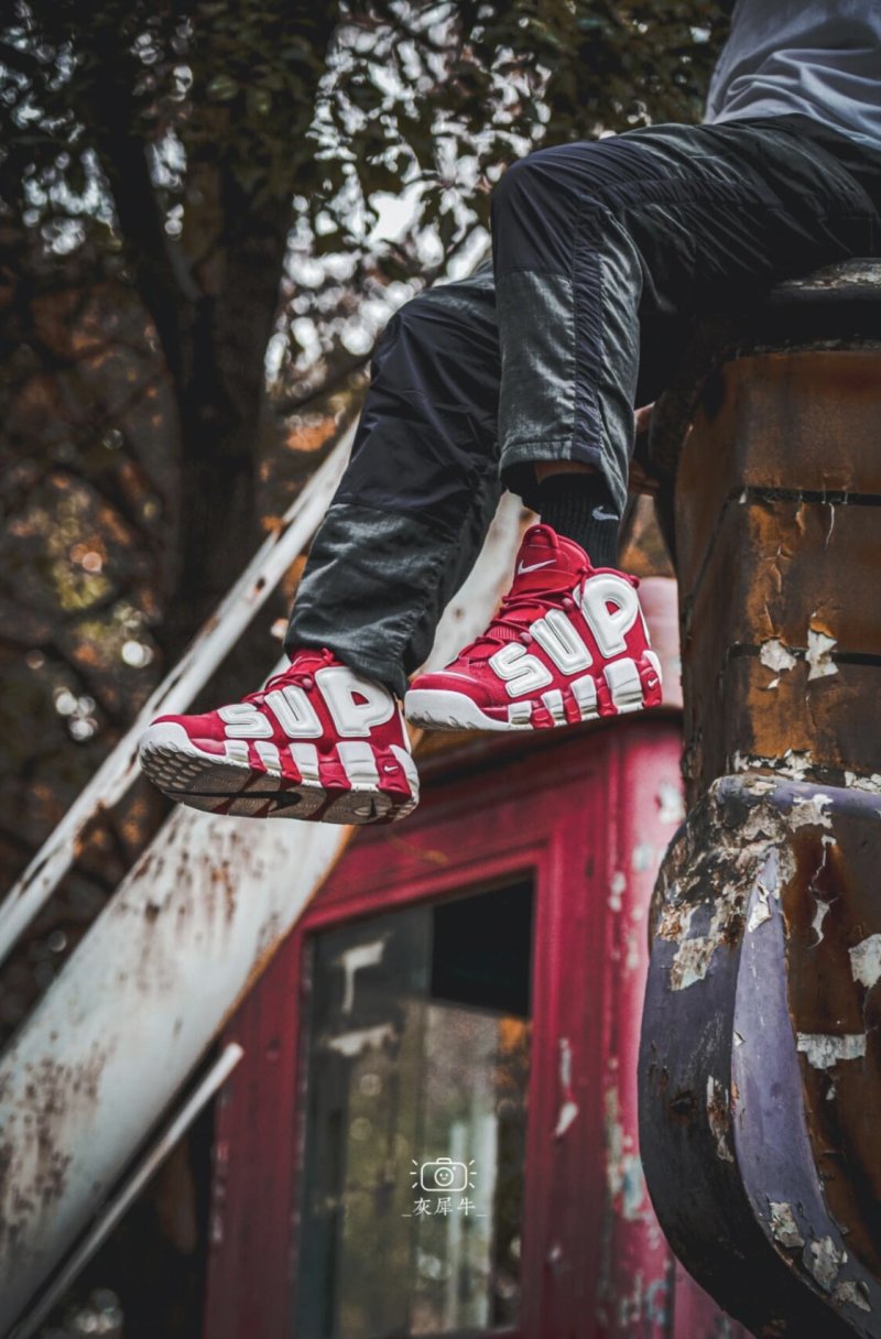 Nike Air More Uptempo Supreme 'White / Red' view