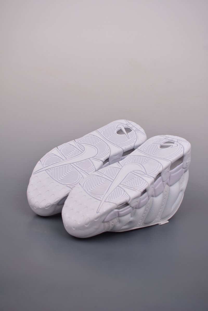 Nike Air More Uptempo view