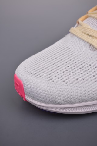 Nike Air Zoom Pegasus 40 view 15