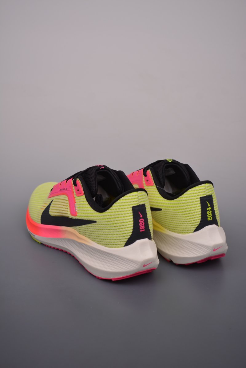 Nike Air Zoom Pegasus 40 view