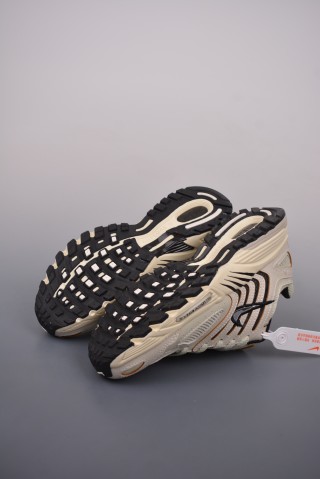 Nike Air Pegasus 2K5 view 3