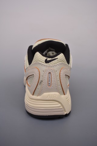 Nike Air Pegasus 2K5 view 4