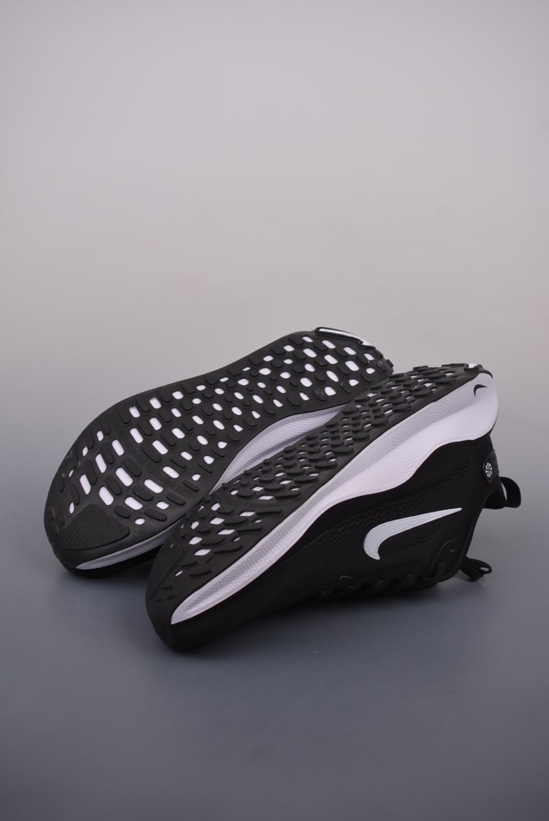 Nike Air React Infinity Run 5 view