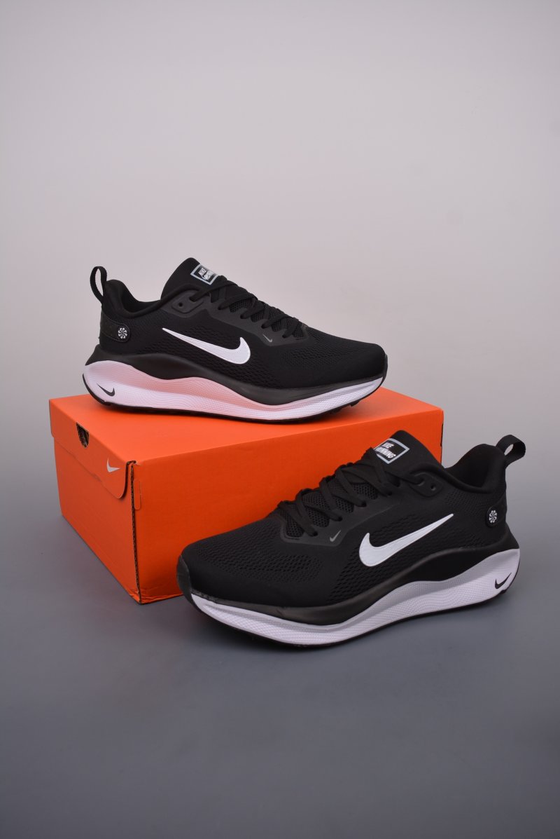 Nike Air React Infinity Run 5 view