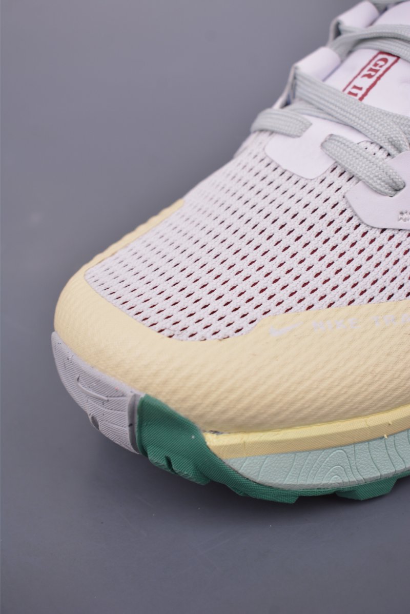Nike Air React Terra Kiger 9 view