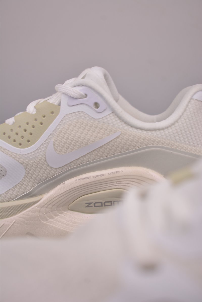 Nike Air Structure Plus Zoom view