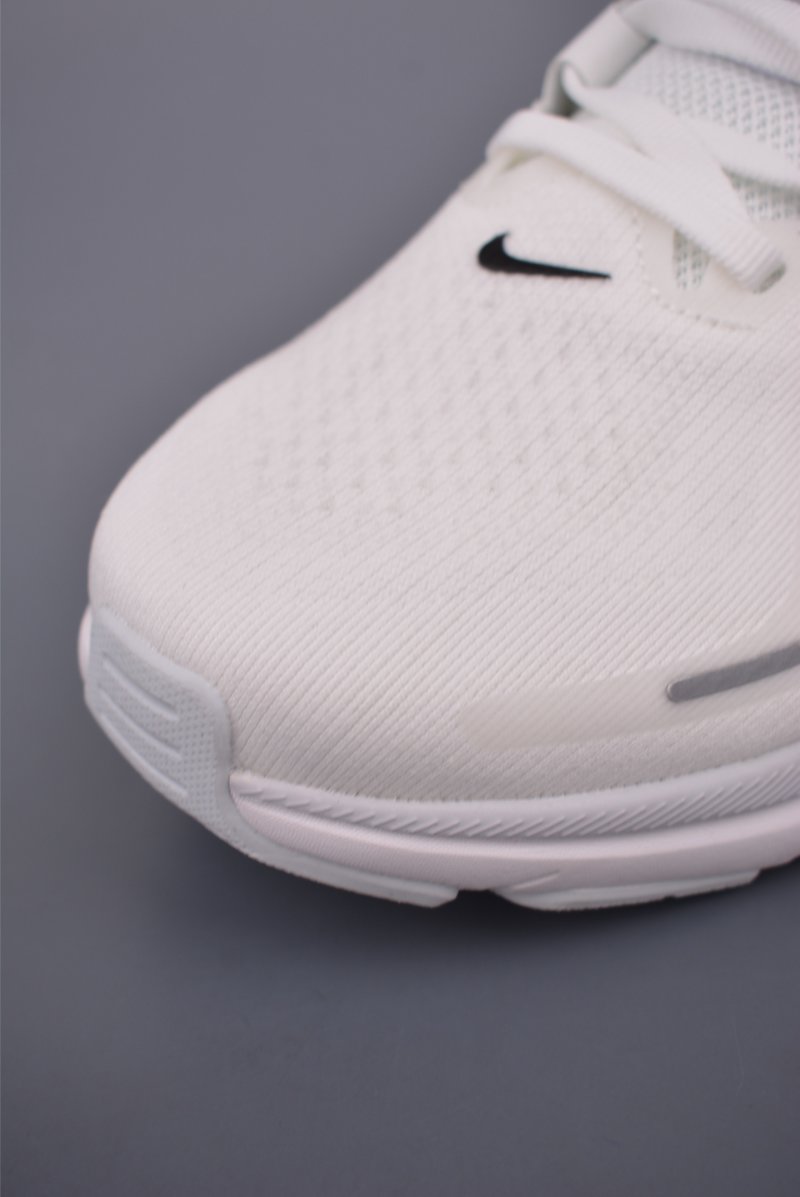 Nike Air Structure 26 Zoom view