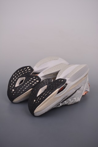 Nike Air Zoom Alphafly Next% 2 view 3
