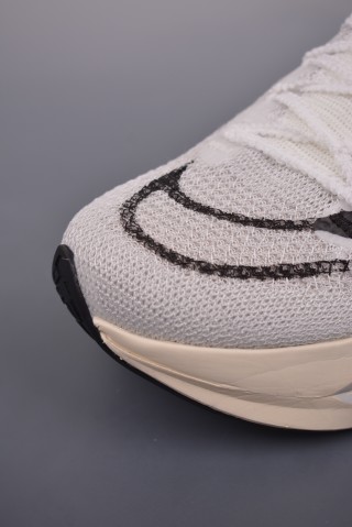 Nike Air Zoom Alphafly Next% 2 view 6