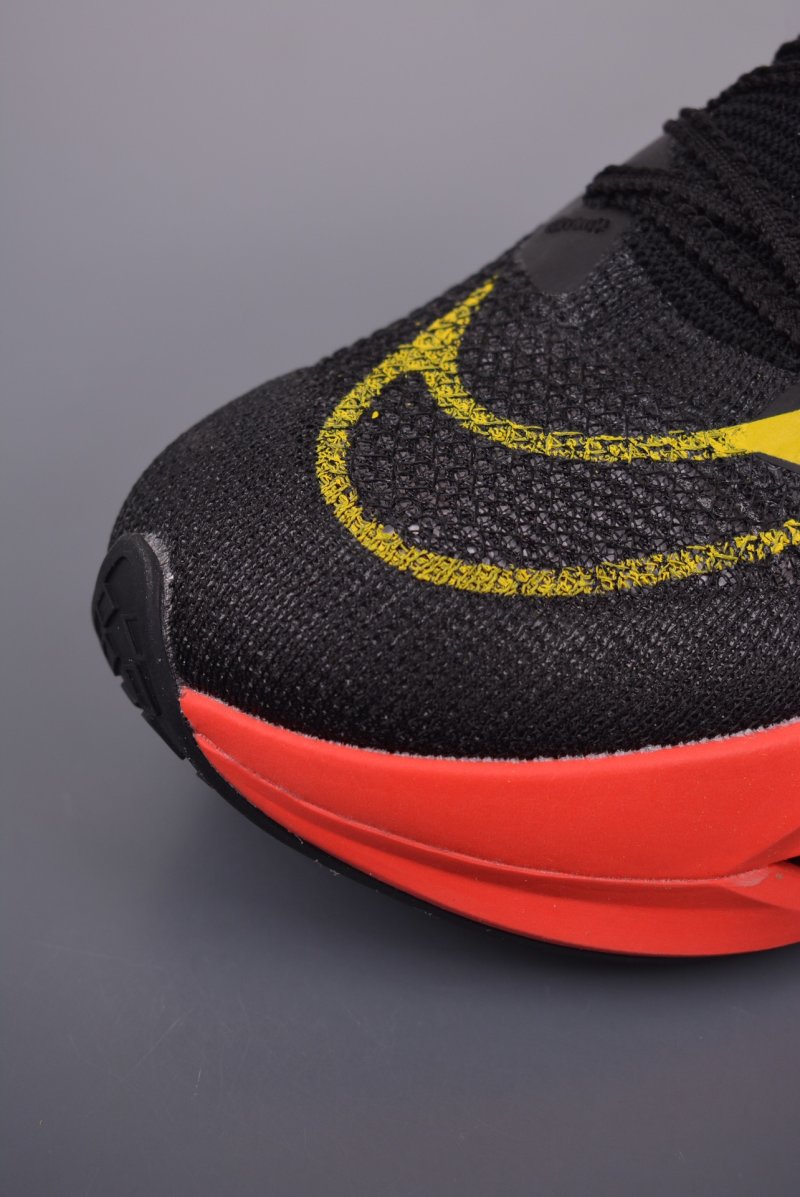 Nike Air Zoom Alphafly Next% 2 view