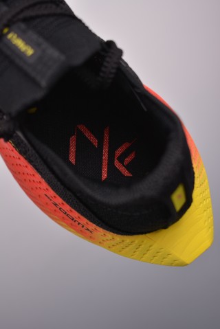 Nike Air Zoom Alphafly Next% 2 view 9