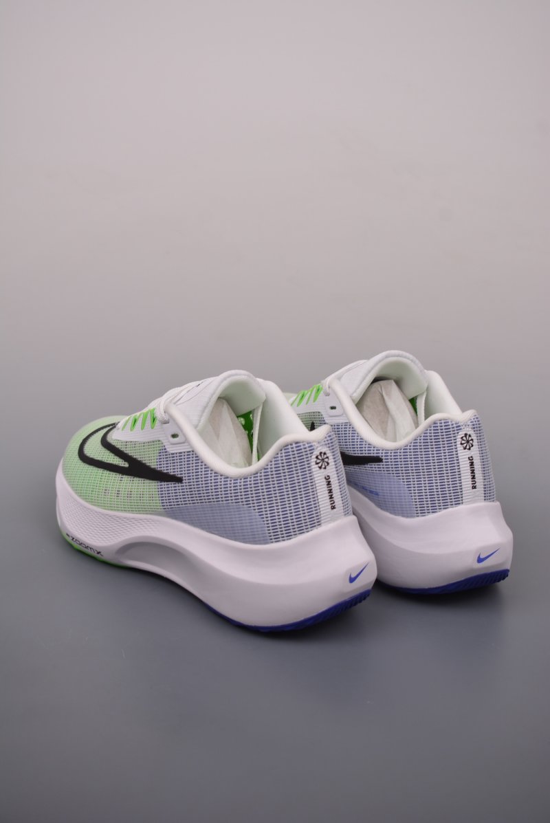 Nike Air Zoom Fly 5 view