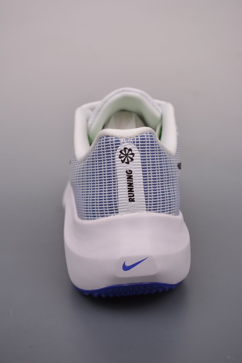 Nike Air Zoom Fly 5 view