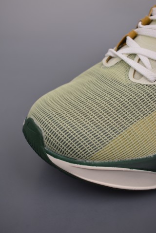 Nike Air Zoom Fly 5 view 6