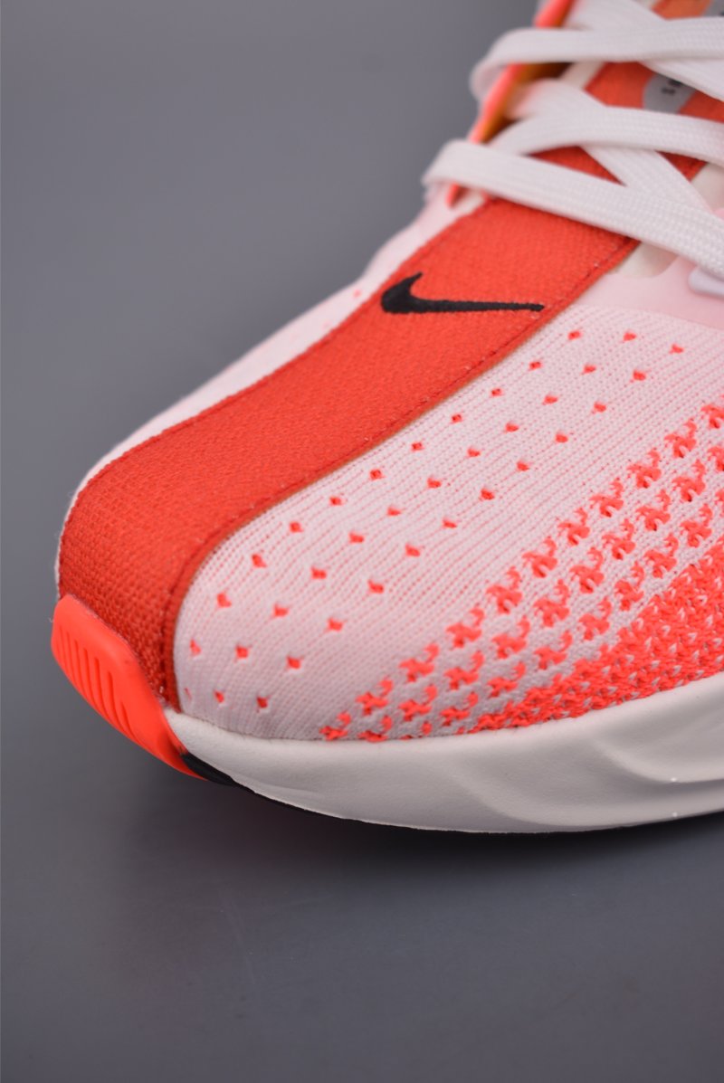 Nike Air Zoom Pegasus Plus view