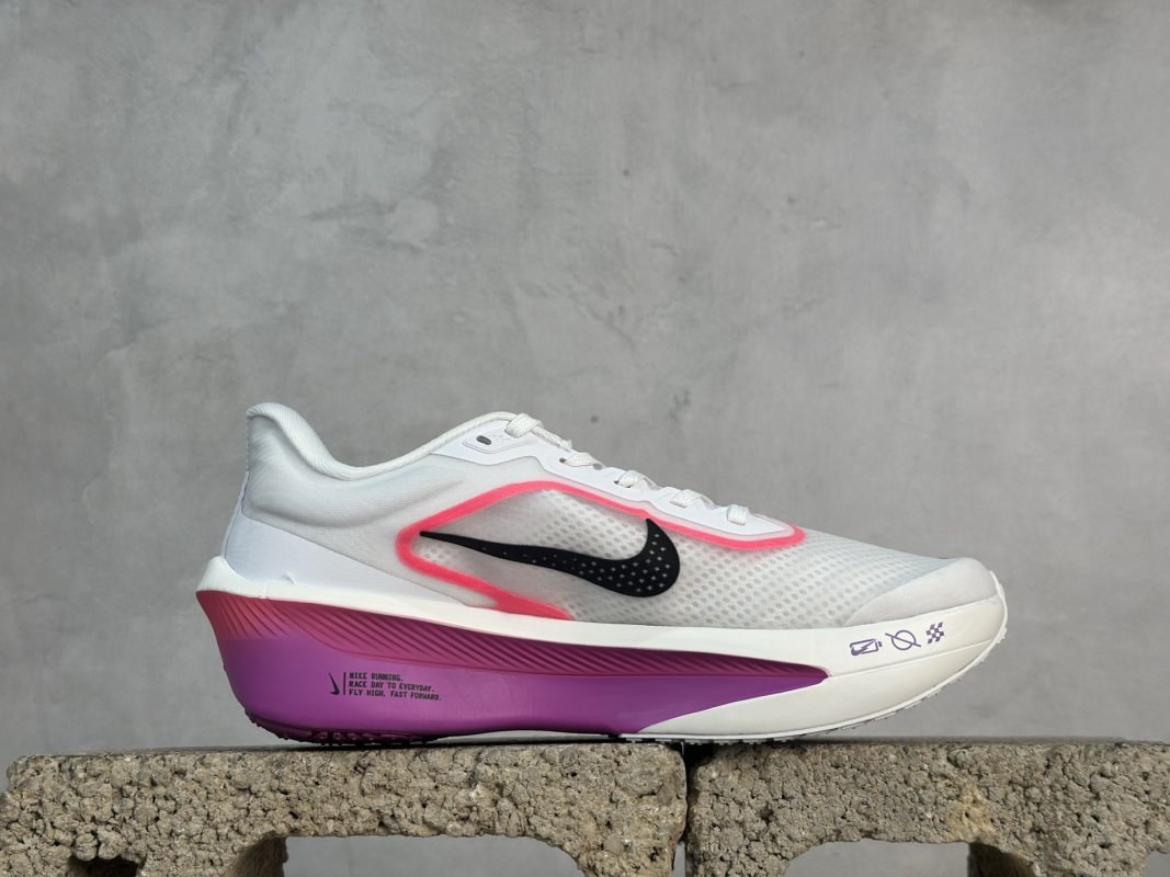 Nike Air Zoom Rival Fly 6 view