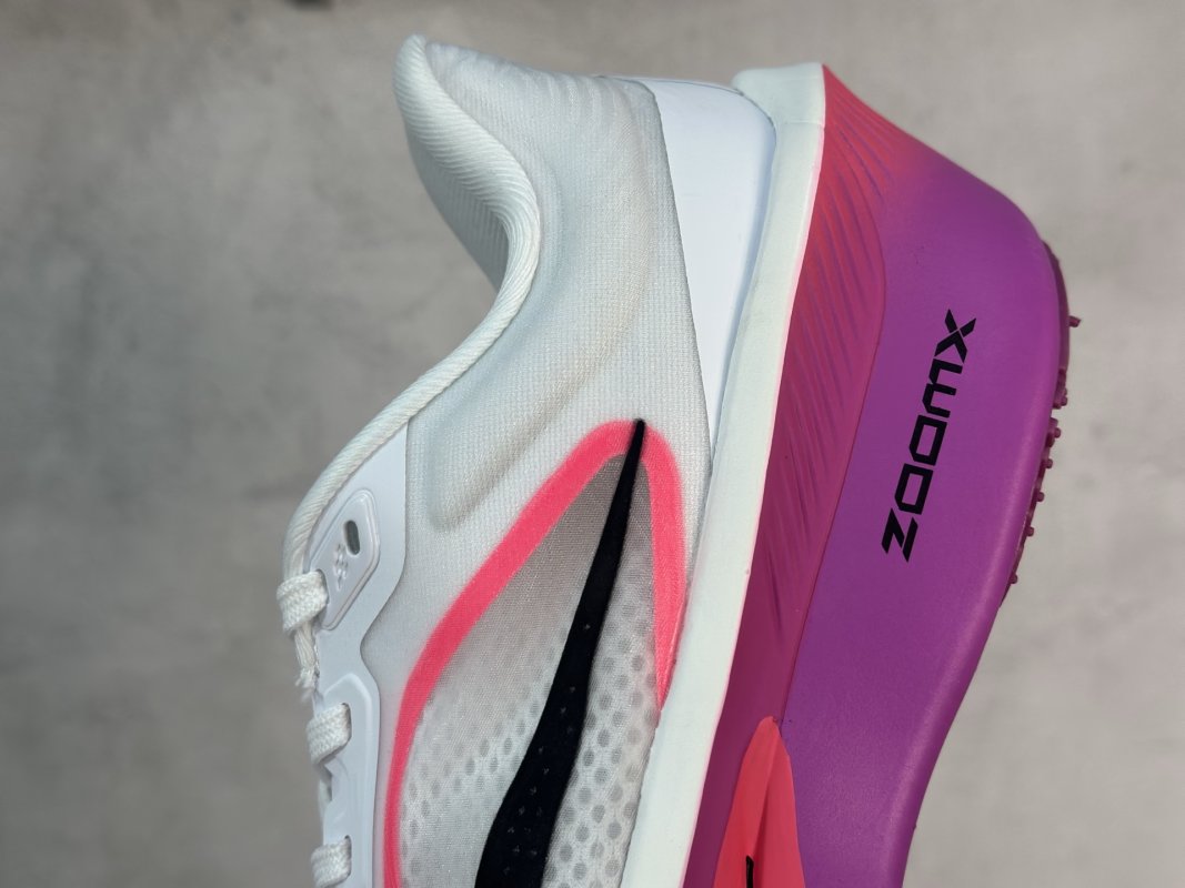 Nike Air Zoom Rival Fly 6 view