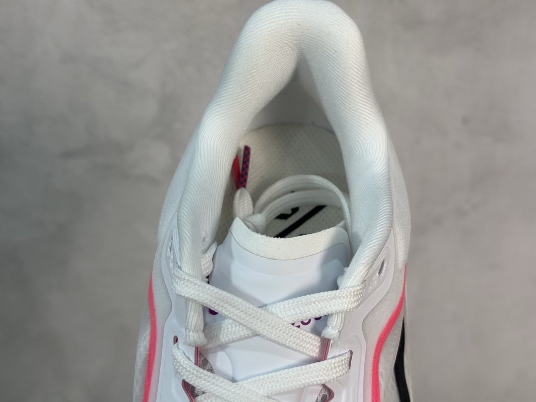 Nike Air Zoom Rival Fly 6 view